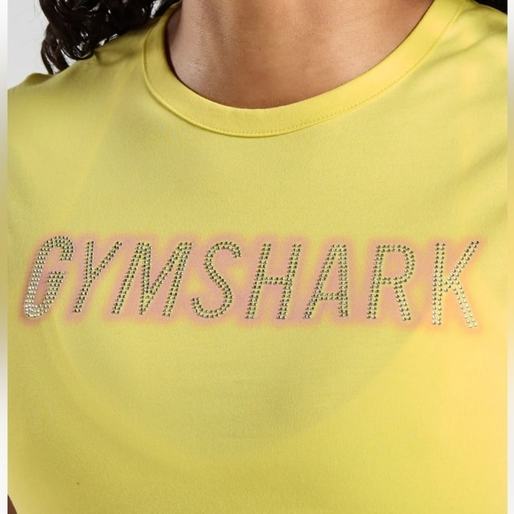 NWT Gymshark Diamante Graphic Baby Tee in Yellow and Pink. Size Small - Picture 3 of 9